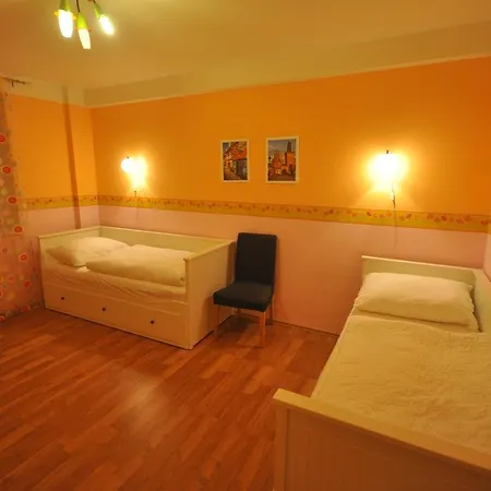 Apartment Jeseniova 90m2 With Garage Prague